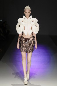 Iris van Herpen Catwalk Fashion Show SS2011 | Team Peter Stigter ...