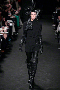 Ann Demeulemeester Catwalk Fashion Show Paris FW2012 : Team Peter ...