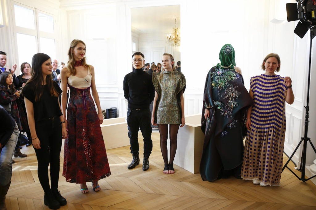 ArtEZ Masters presentation/show Paris | Team Peter Stigter, catwalk ...