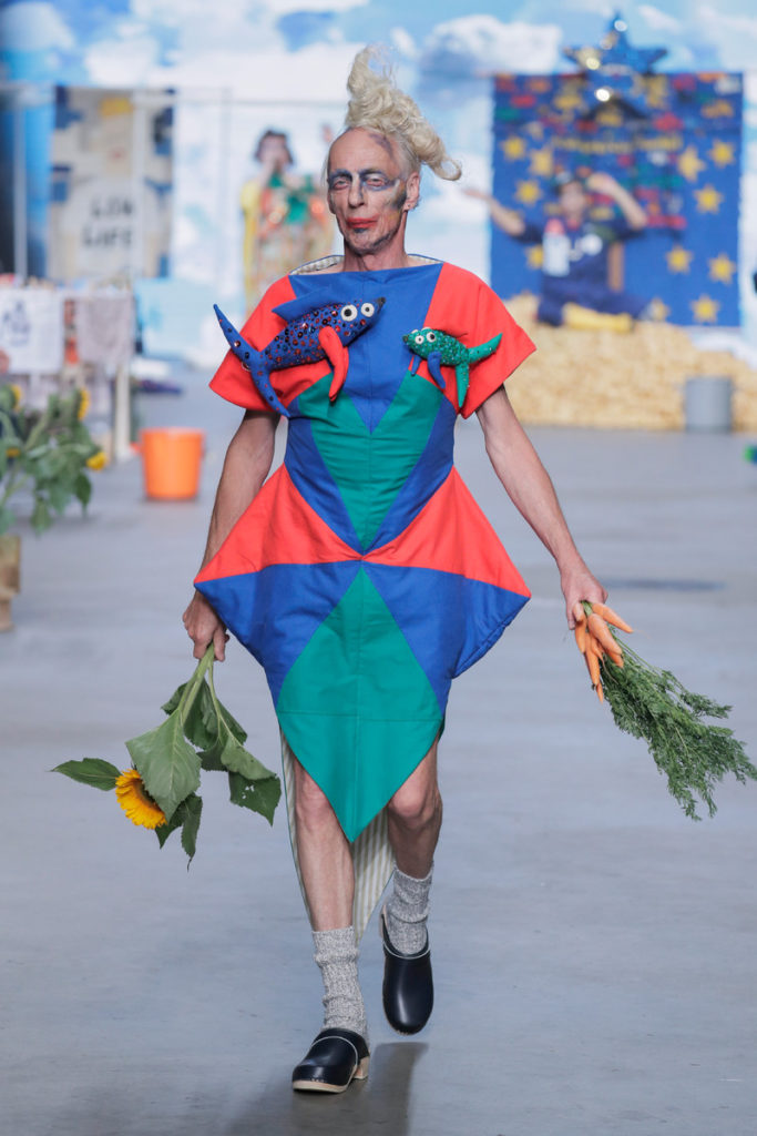 Bas Kosters Catwalk Fashion Show MBFWA SS2018 | Team Peter Stigter ...